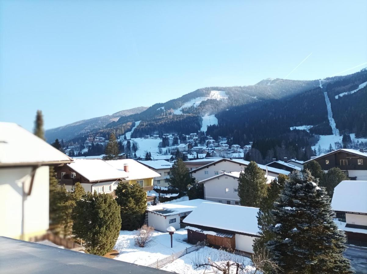 Fruehstueckspension-Appartementhaus Wasserer Бад Кляйнкирххайм Экстерьер фото